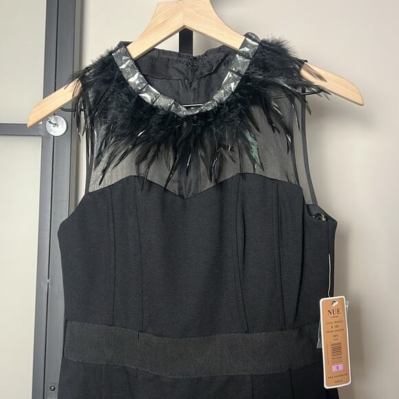 NWT NUE By Shani Feather Neck Shaping/Firming Sheath Dress Black Size 6 - Picture 7 of 10